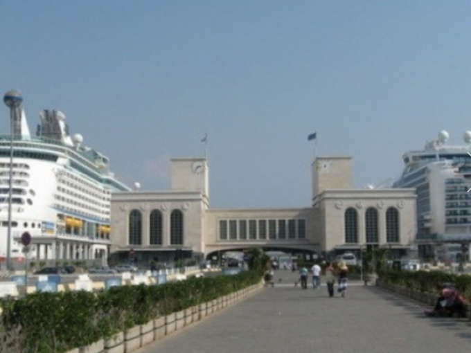 POMPEII Live-Guided-Group Tour with Pick-up from Naples Cruise Terminal