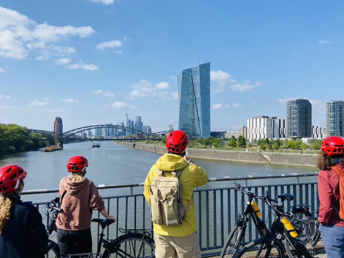 Stadtfhrungen per Rad | Fahrrad und E-Bike Verleih Frankfurt