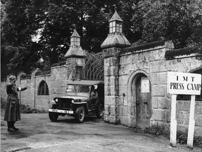 Öffentliche Führung: Schloss als "Press Camp" während der Nürnberger Prozesse (1946-1949) (Englisch) 