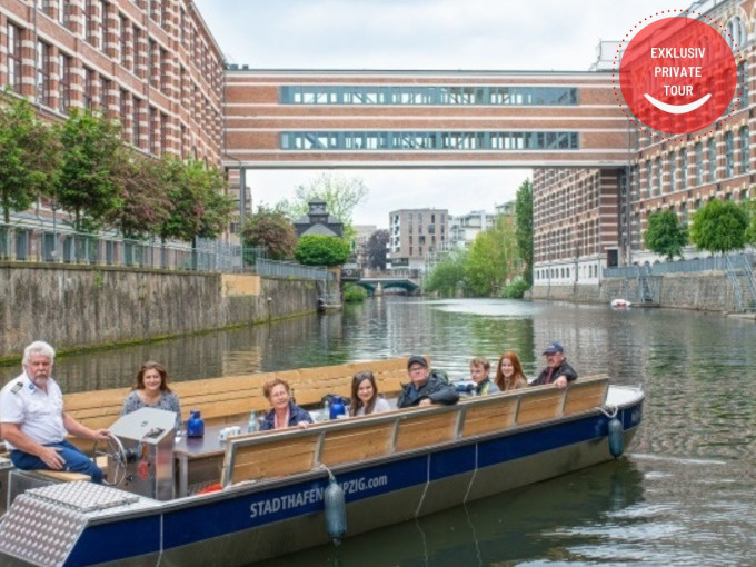 Exklusive Motorbootrundfahrt ''Klein-Venedig Tour'' mit Clara Schumann - Preise Mittwoch bis Sonntag 2026