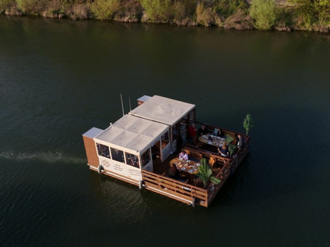 Exklusive Floßboote "Flipper & Fischle" 