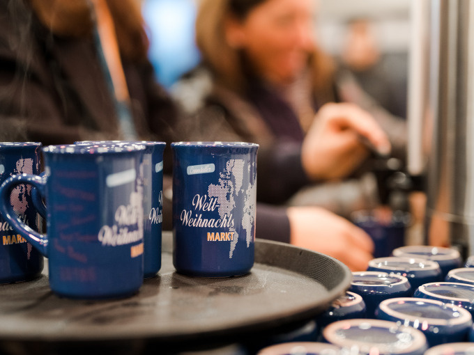 Glühweinrundfahrt Floßboot