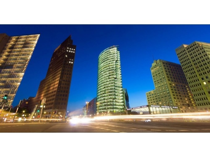 Berlin 1-Hour City Walking Tour - New Center