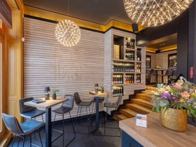 Moderierte Weinprobe "BR Intro" in der BR Weinbar & Vinothek in Wiesbaden - Exklusiv für Ihre Gruppe! 