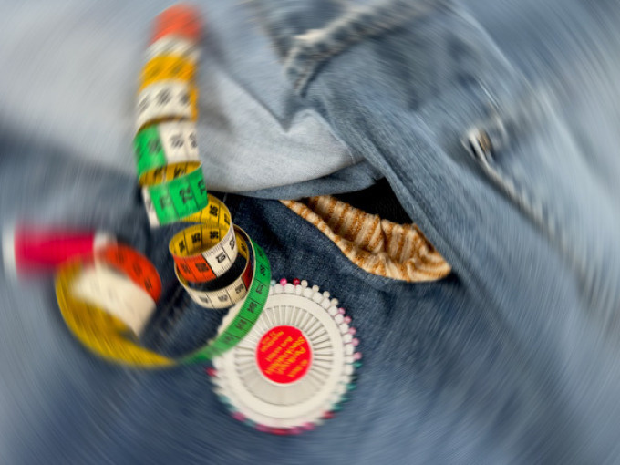 NÄH-WORKSHOP FÜR ERWACHSENE - Verwandle eine alte Jeans in eine Tasche         