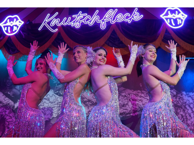 Knutschfleck Gin Menü mit 4 Gängen inklusive Eintritt zur Varieté-Show
