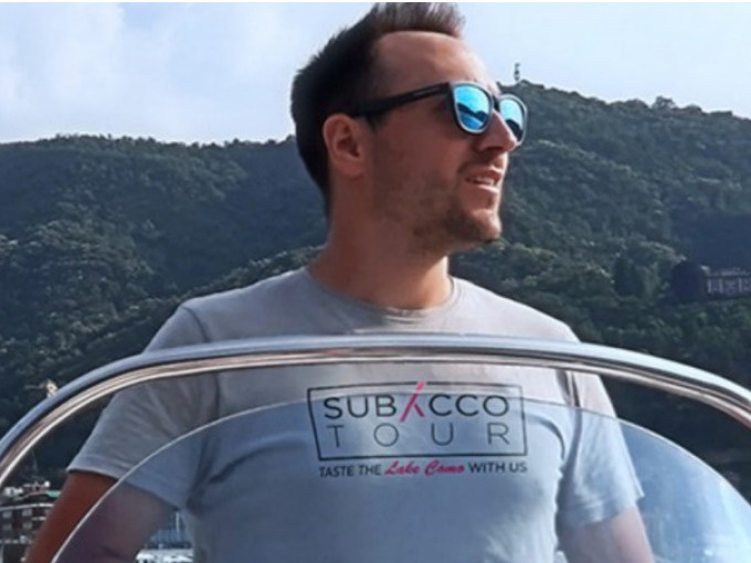 Lake Como: Exclusive Private Boat Tour with Prosecco - Private sport Boat tour Lake Como | 1h