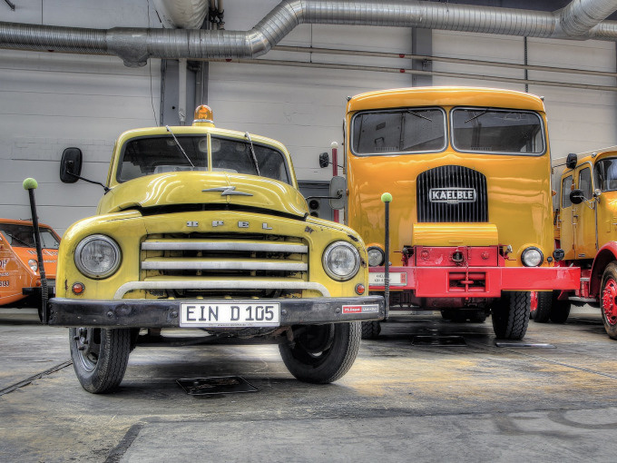 Eintritt Sammlung LKW + BUS - 8 Stunden  