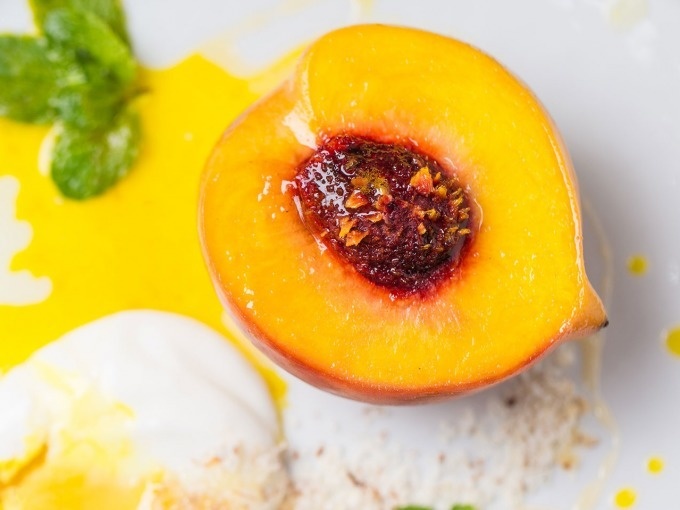 28. Tomahawk de Cerdo con Pi&ntilde;a a la Parrilla image 4