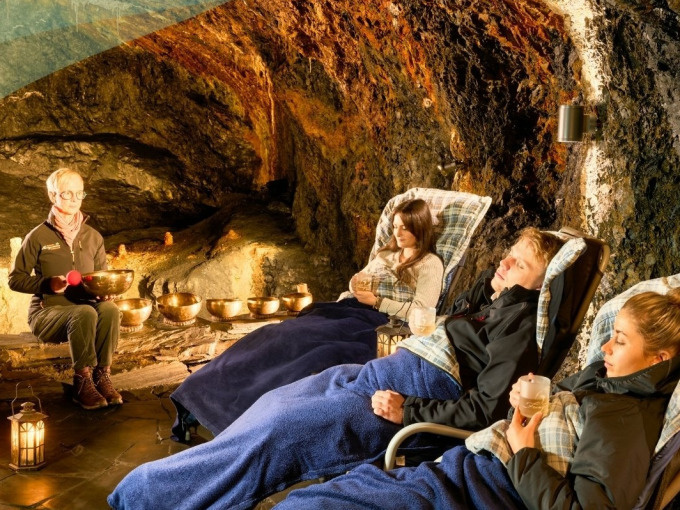 Klangschalenentspannung im Naturheilstollen