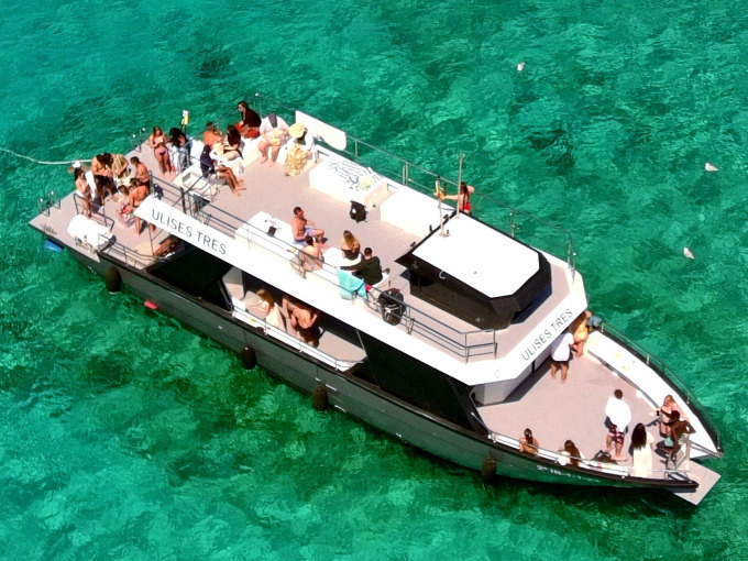 Utopia 1 Private Boat Hire from San Antonio.  Sunset or Daytime. 3 hours 